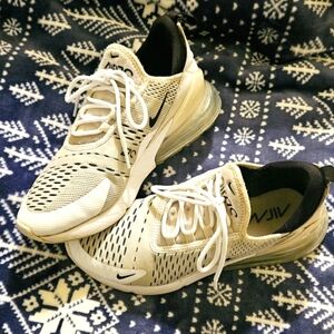 Women's Nike Air Max 270 Running Shoes